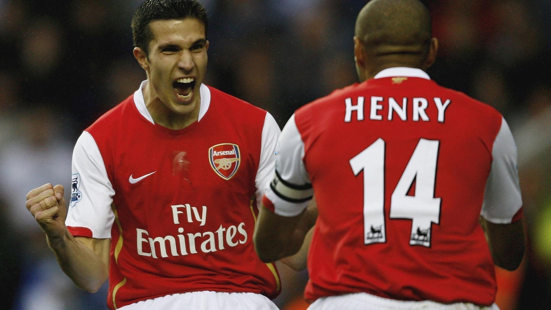 重返英超在即！英媒爆料阿斯顿维拉接近签下罗马中锋亚伯拉罕